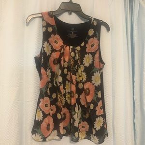 New York & company tank